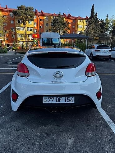 fara chanqan: Hyundai Veloster, ağ rəng, 3 qapılı kupe/gətbek kuzov. Azərbaycanda — 9