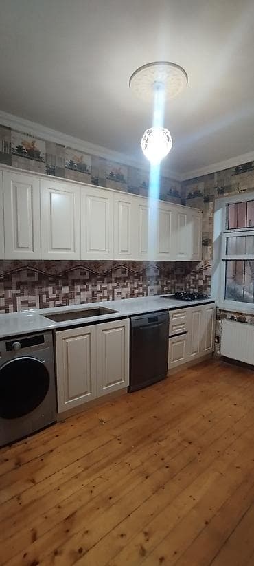 d10 mebel: Mətbəx mebel dəsti – klassik üslubda, krem rəngli fasadlarla - Yuxarı — 5