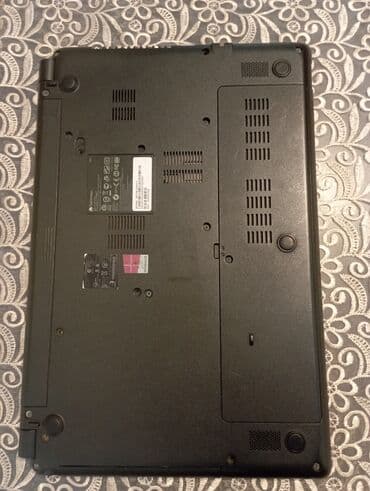 simsiz internet: Intel Celeron, 4 GB, 15.6 " — 4