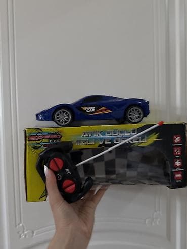 bugatti veyron 8 dsg: Uzaqdan idarə olunan Speed Car oyuncaq maşın - Rəng: mavi, yarış — 2