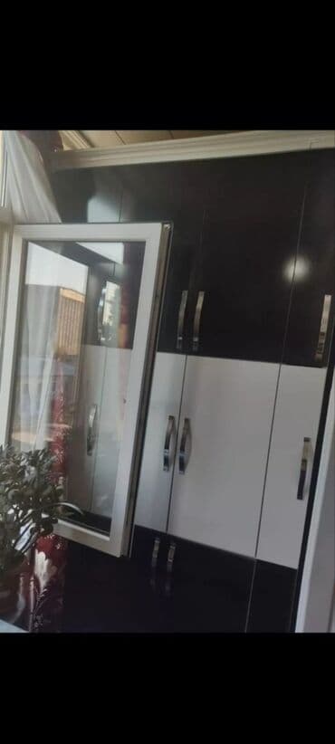ikinci el metbex mebelleri qiymeti: İşlənmiş, Açılan, 3 qapılı Düz dolab, Mətbəx dolabı, Azərbaycan — 1