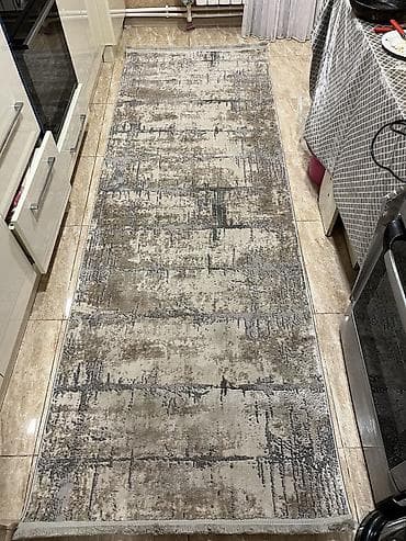 kavralit: Xalça - Rəng palitrası: boz, qəhvəyi-bej və açıq krem tonları; müasir — 2