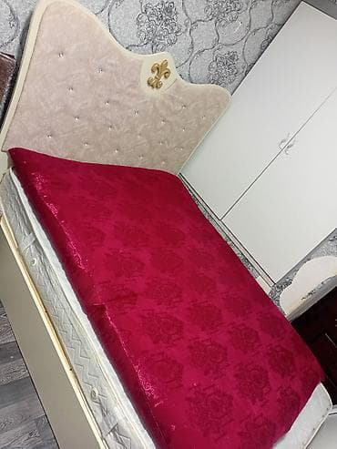 Ev üçün mebel: Təknəfərlik çarpayı, Matras ilə — 1