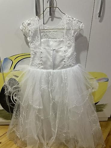 uwaq donu: Hər biri 20 azn Uşaq üçün 3 ədəd ziyafət geyimi dəsti Hər iki paltar — 6