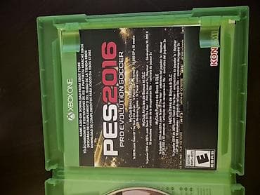 xbox one s disk: Xbox üçün PES 2016 satılır. ​Oyun diski təmiz və ideal vəziyyətdədir — 4