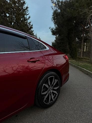 top.az masinlar: Chevrolet Malibu: 1.5 l | 2018 il 200000 km Sedan — 2