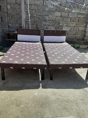 Kravat taza 
Hazırı var 
Çatdırılma münasib qiymata