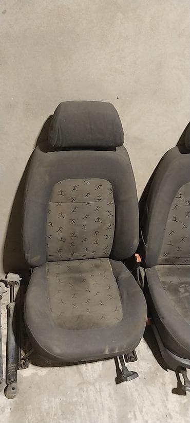 skoda ремонт: Avtomobil ön oturacaqları – 2 ədəd skoda fabia,Skoda Volkswagen Seat — 3