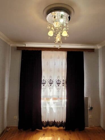 razinde kiraye evler 2 otaqli 300 azn: Bakı, Qaraçuxur qəs., 3 otaqlı, Köhnə tikili, m. Xalqlar Dostluğu, 80 kv. m — 2