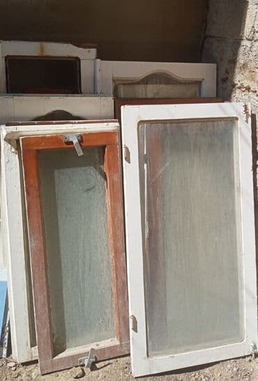 taxta qiymetleri 2022: Çərçivəsi yoxdur şüşəsi var.Hamısı birlikdə 10 azn — 1