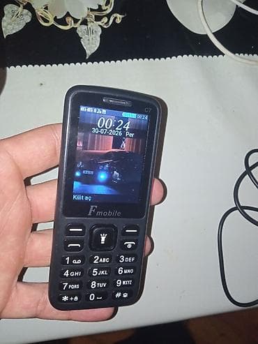 bluetooth qulaqciqlar qiymeti: Telefon, tam işlek vəziyyetdedir. tep tezedir cemi 1 ay yarım — 2