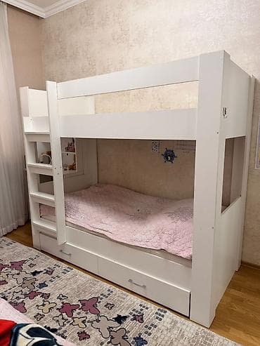 bambu matras: Ikimertebeli carpayi.qiymet 150 man.matrassiz.olcu 90/2.00.unvan — 1