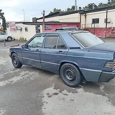 daewoo matiz 2000: Mercedes-Benz 190: 2 l | 1991 il Sedan — 8