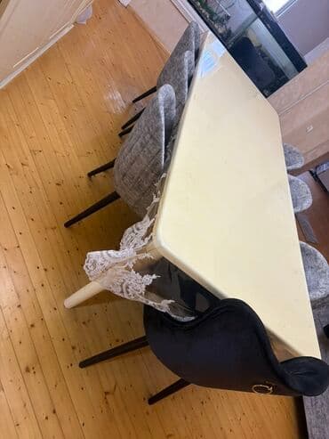 sutul stol: Qonaq otağı üçün, Açılmayan, Dördbucaq masa — 6