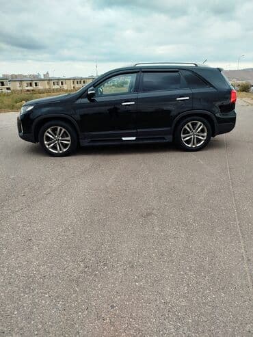 hediye qutusu: Kia Sorento: 2 l | 2014 il Ofrouder/SUV — 4