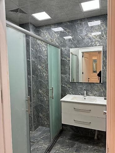 8 mikrorayon satilan evler: Yeni təmirli mənzil interyeri - Müasir dizaynlı otaqlar: açıq rəng — 10