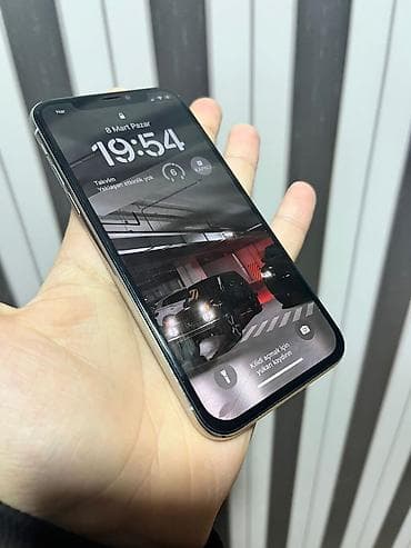 irshad telecom iphone 8 plus: IPhone X, 64 GB, Ağ, Qırıq — 4
