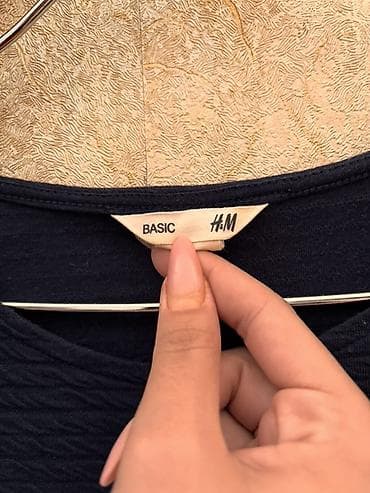 don: H&M Basic qadın paltarı - Rəng: tünd göy (navy) - Model: yuxarı — 3
