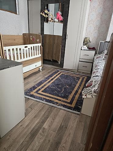 Ev və bağ: Uşaq otağı üçün mebel dəsti Tərkib: - Beşik: tək tərəfli açılan — 4