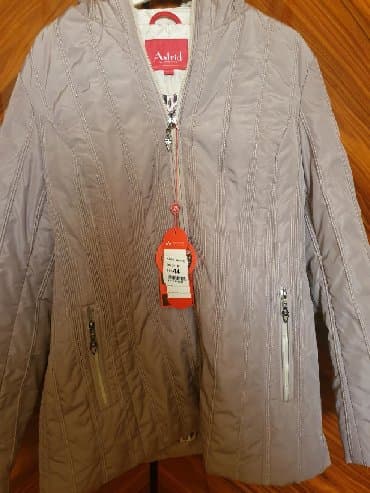 sumqayitda qadin ucun is elanlari: Teze ASTRID gadin ucun kurtka olcu 44, giymeti 50manat, cox yungul — 1