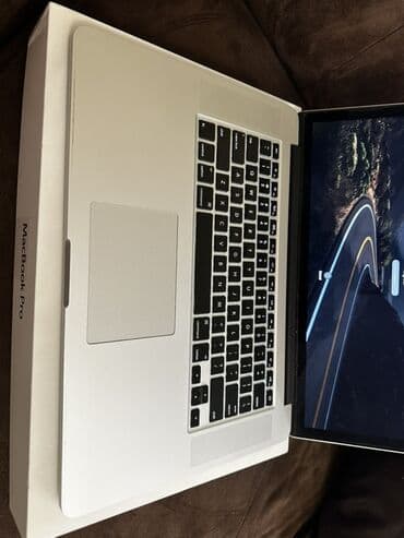 apple notebook qiymetleri: Apple MacBook Pro (gümüş rəng) Komplekt: - MacBook Pro noutbuku - — 16