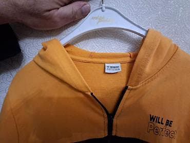 Koftalar, sviterlər: LC Waikiki kapüşonlu zipli svitşört - Model: LC Waikiki — 2