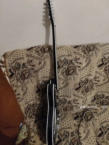 elektro qitara: Elektron gitara, 6 sim, İşlənmiş, Ünvandan götürmə — 6