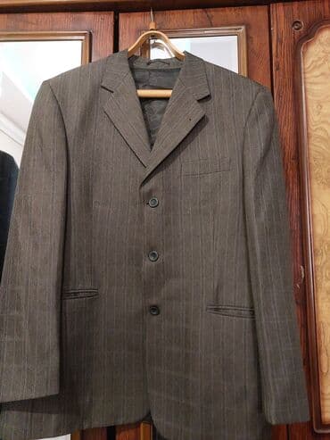 geneve 750 qizil saat: Kişi pencəkləri – 3 model seti 1) Zolaqlı boz pencək - Rəng: tünd — 1