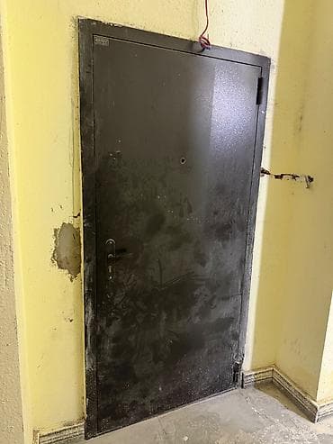 gumuş eşyalar: Lokbatan Cənub qapısı (Aqrovestin yanı) mənzildən çıxma qapı satılır — 2