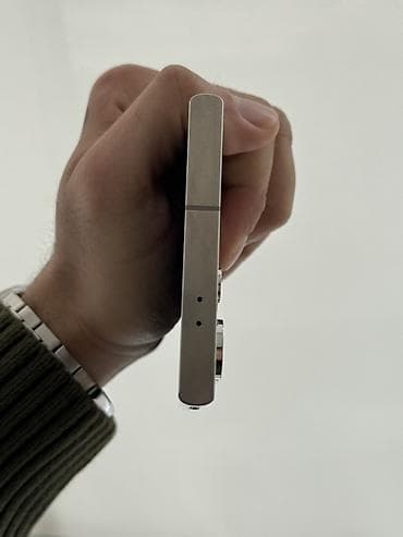 telfon samsunq: Samsung Galaxy S24 Ultra, 256 GB, rəng - Boz, İki sim kartlı — 5