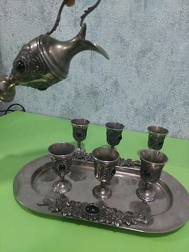 qara metal: Antik üslublu metal içki dəsti Komplekt: - 1 ədəd qrafin/ibu (nazik — 5