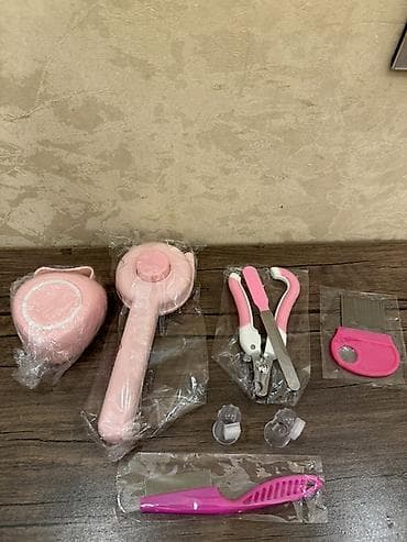 Yemlər: Ev heyvanları üçün baxım dəsti – 8 parça, çəhrayı rəng Dəst tərkibi — 1