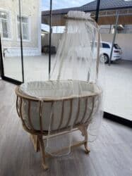 Oğlan və qız üçün, Yumru, Beşik, Dəst ilə, Matras ilə, Yellənmə mexanizm ilə