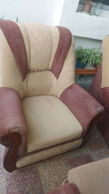 gilan parçaları: İşlənmiş, Klassik divan, Divan, Bazasız, Açılan — 3