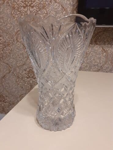 ваза стеклянная прозрачная высокая без узора: Одна ваза, Хрусталь — 2