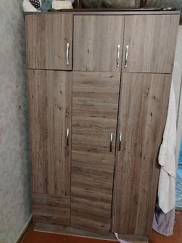 3 qapılı, Siyirməli, Qəhvəyi, Taxta, Açılan, Düz dolab