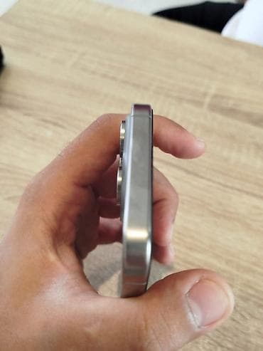 mac pro: IPhone 15 Pro Max, 256 GB, Natural Titanium — 4