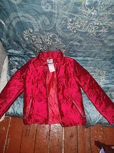 iran qizili probu: Qadınlar üçün qırmızı qış gödəkçəsi – MAYmoda - Parlaq qırmızı rəng — 1
