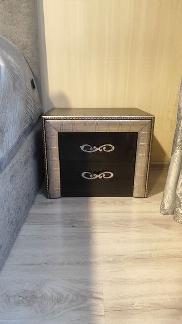 mətbəxt dolabı: İşlənmiş, Kupe, 3 qapılı Düz dolab, Qarderob, paltar dolabı — 6