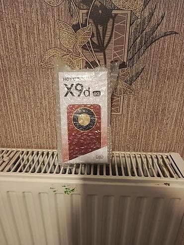 philips xenium 9@9s: Honor X9a — 1