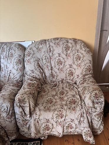 Divan, İşlənmiş, Açılmayan, Bazasız, Parça, Çatdırılma yoxdur lalafo.az -da Divan, İşlənmiş, Açılmayan, Bazasız, Parça, Çatdırılma yoxdur