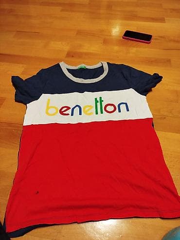 klassik şalvar: United Colors of Benetton T‑şört - Model: Qısaqollu, yuvarlaq yaxalı — 1