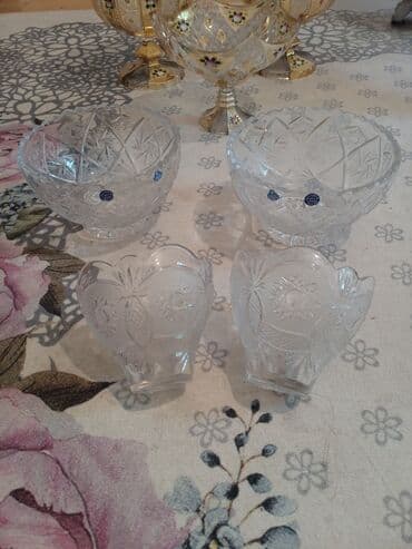 Xrustal qablar, konfet üçün cütü 25 manatmeyvə üçün cütü 35 manat lalafo.az -da Xrustal qablar, konfet üçün cütü 25 manatmeyvə üçün cütü 35 manat