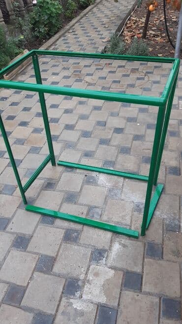 открытая вешалка для одежды: Dukan ucun vitrin polkasi ishlenmeyib bir defe yiqilib sokulub — 2