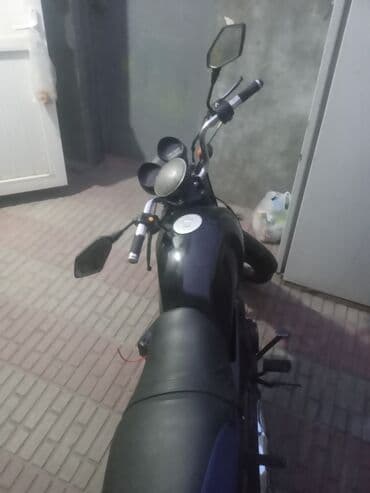 motosiklet barter: Moped/motosiklet – şəhər və kənd yolları üçün praktik model. Kuba — 2