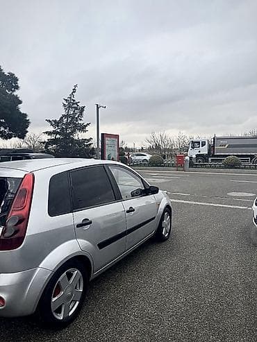 skorost bawlıqları: Ford Fiesta: 1.4 l | 2007 il 320500 km Hetçbek — 2