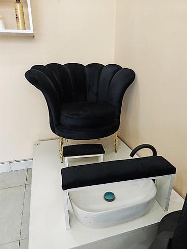 Soyuducu avadanlığı: Gözəllik salonu üçün hazır biznes satılır. Binənin mərkəzində. Satma — 3