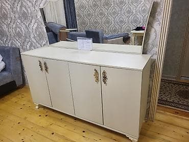 uzunuska guzgu: Ağ rəngli konsol-güzgü dəsti - Klassik minimal dizaynlı ağ konsol — 2