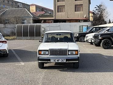 daewoo lanos 2011: Lada 2107, ağ rəng, sedan kuzov. Xarici: - Xrom ön barmaqlıq, kvadrat — 3