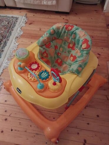 Tibbi geyim: Chicco uşaq gəzdirəni (walker)140manata alinib.hec islenmeyib. - — 3